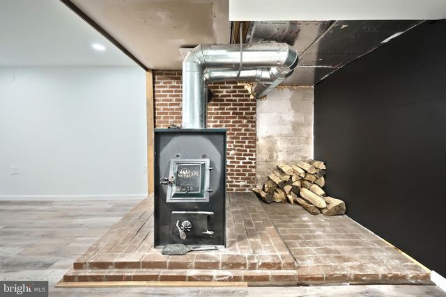 5077 SNYDER MILL RD, Spring Grove, PA 17362