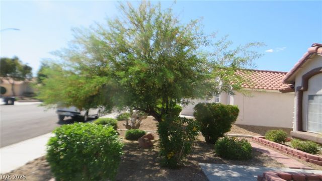 5608 Crimson Ridge Drive, Las Vegas, NV 89130