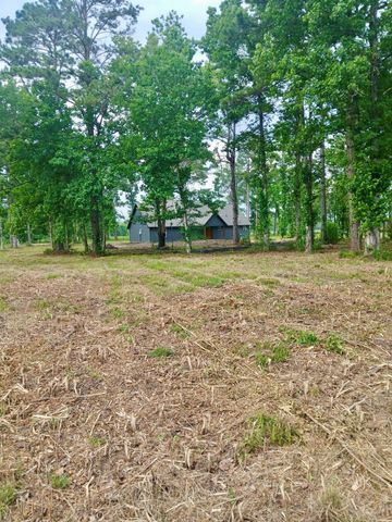 977 County Road 2112, Liberty, TX 77575