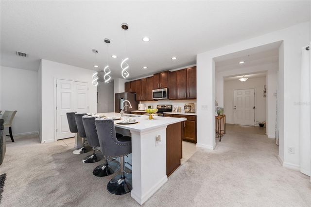 669 JUPITER BEACH ROAD, Groveland, FL 34736