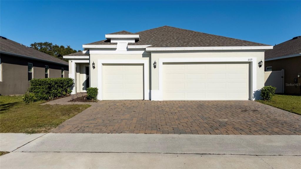669 JUPITER BEACH ROAD, Groveland, FL 34736