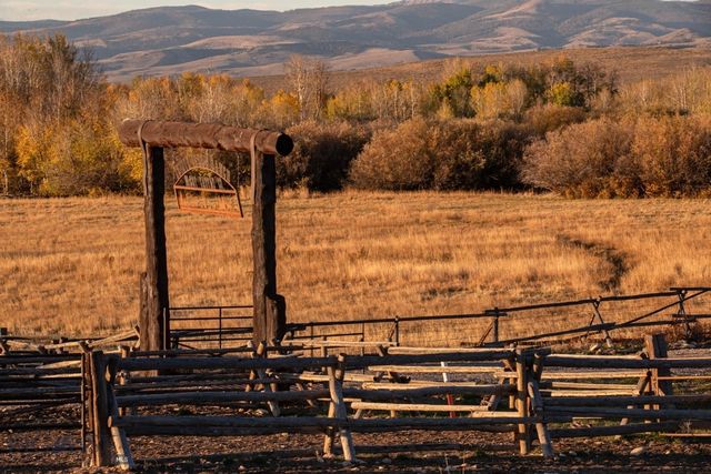 3007 Coyote Creek, Dillon, MT 59725