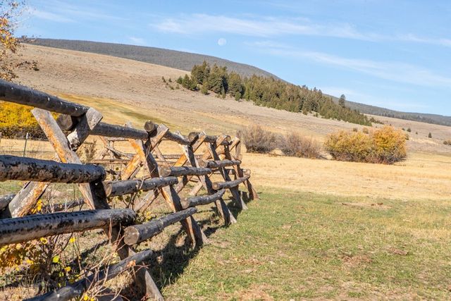 3007 Coyote Creek, Dillon, MT 59725