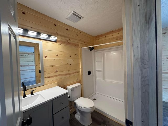 18734 Griffith Road, Logan, OH 43138