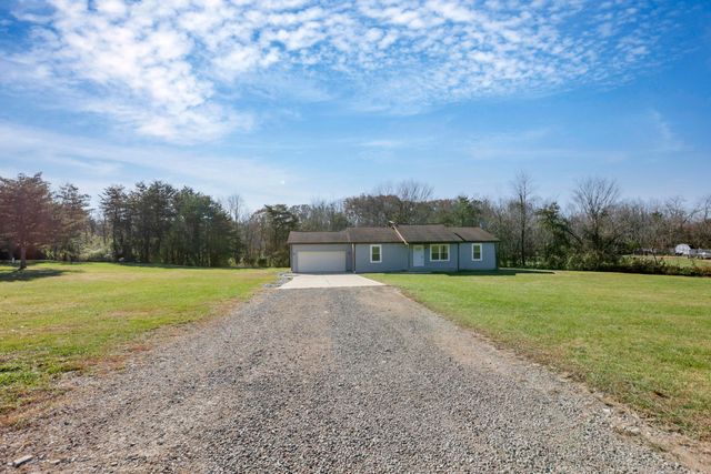 18734 Griffith Road, Logan, OH 43138