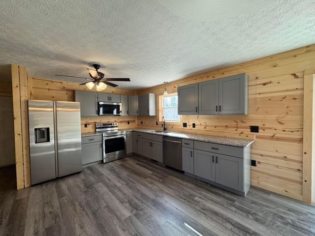 18734 Griffith Road, Logan, OH 43138