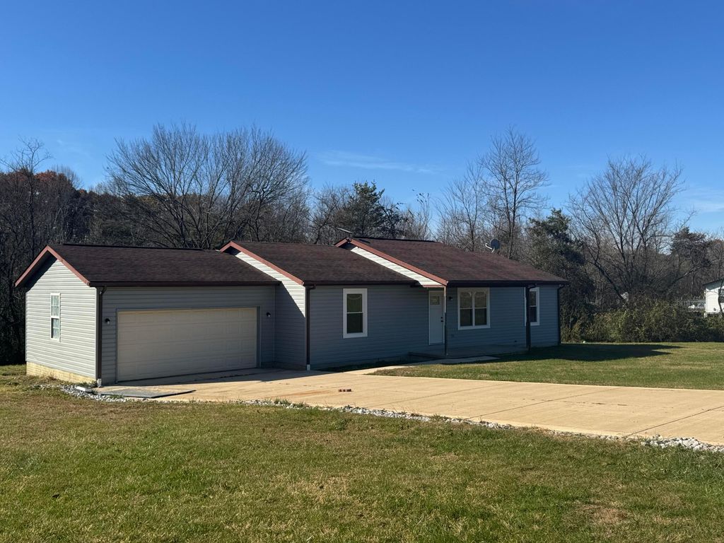 18734 Griffith Road, Logan, OH 43138