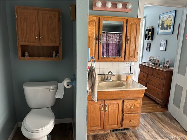 1429 E Caro Road, Caro, MI 48723