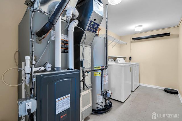 63 Giera Court, Parlin, NJ 08859