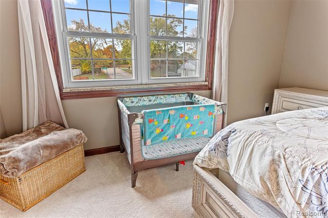 16515 Festian Drive, Clinton Township, MI 48035