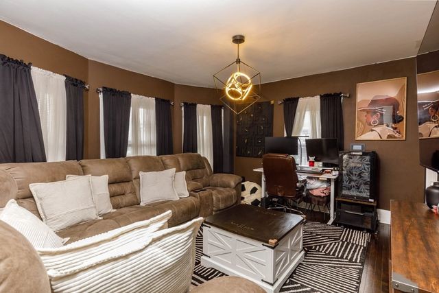 33 Henry Street, Fitchburg, MA 01420