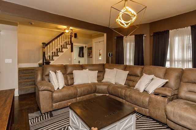 33 Henry Street, Fitchburg, MA 01420