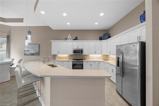 6550 Roma WAY, Naples, FL 34113