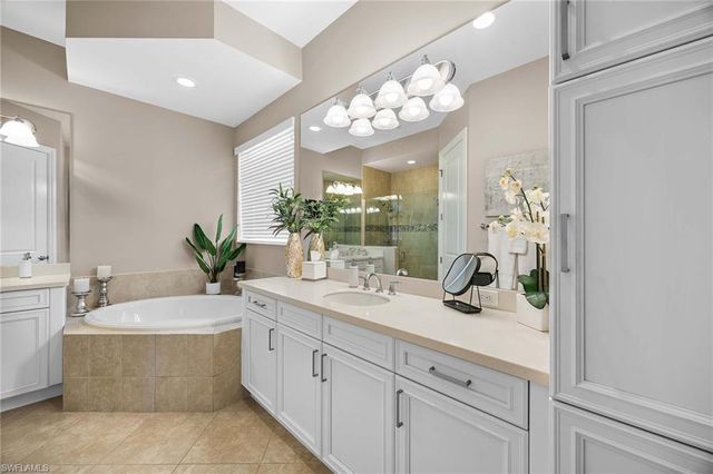 6550 Roma WAY, Naples, FL 34113