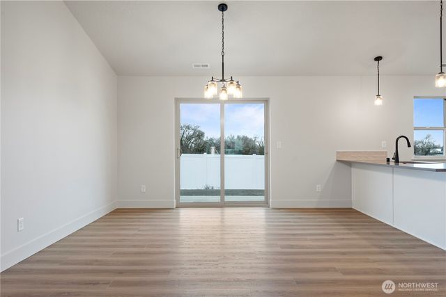 4215 W Sandy Court, Moses Lake, WA 98837