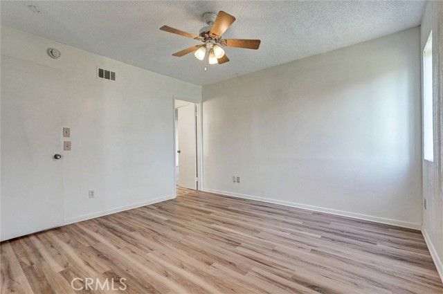 10532 Eton, Chatsworth (los Angeles), CA 91311