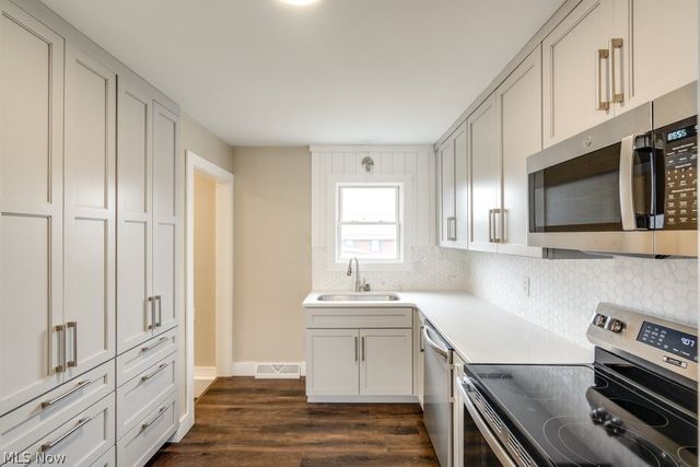 404 Union Avenue, Minerva, OH 44657