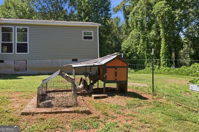 490 Gumlog Creek Road, Martin, GA 30557