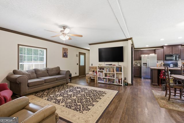 490 Gumlog Creek Road, Martin, GA 30557