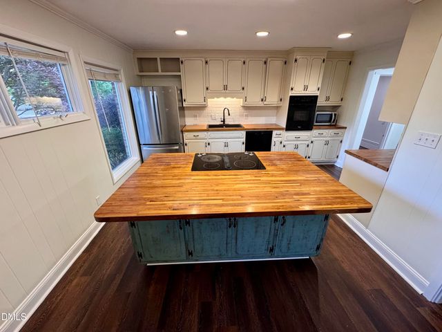 719 Blawell Street, Stedman, NC 28391