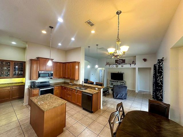 728 LONGFORD LOOP, Apopka, FL 32703