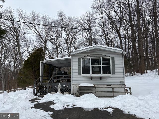 311 LONGVIEW RD, Boyertown, PA 19512