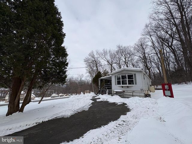 311 LONGVIEW RD, Boyertown, PA 19512