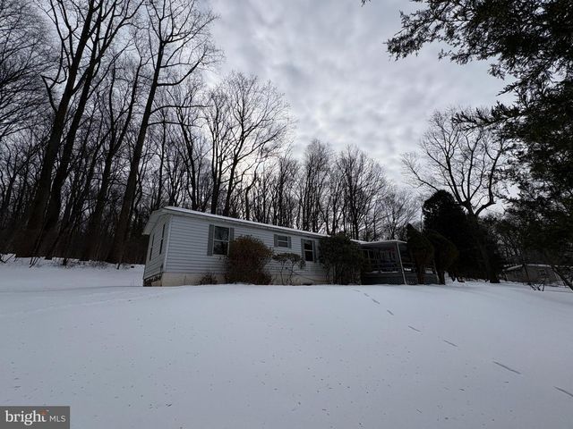 311 LONGVIEW RD, Boyertown, PA 19512