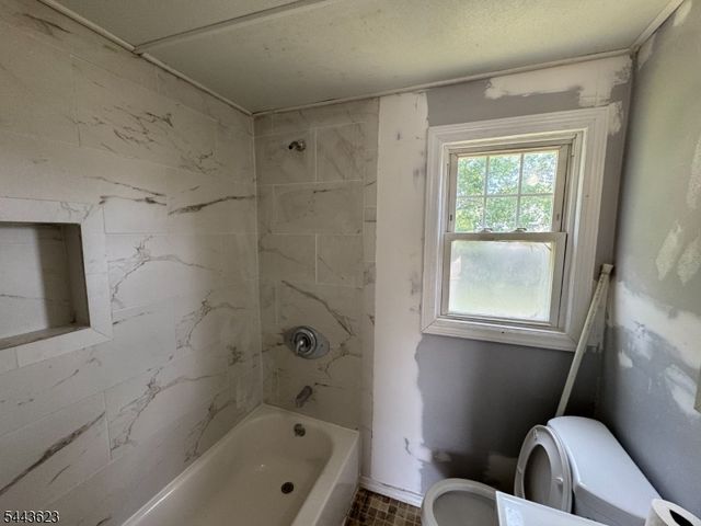 65 Lehigh Ave, Piscataway Twp., NJ 08854