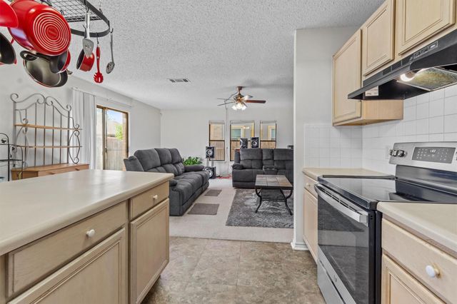 8007 Bramble Bush DR, Austin, TX 78747