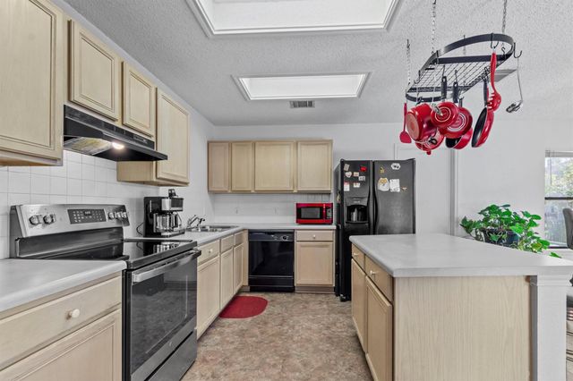8007 Bramble Bush DR, Austin, TX 78747