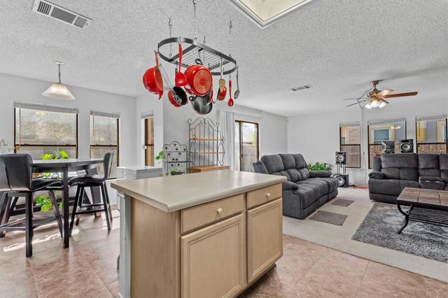 8007 Bramble Bush DR, Austin, TX 78747