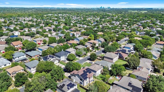 8007 Bramble Bush DR, Austin, TX 78747