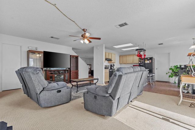 8007 Bramble Bush DR, Austin, TX 78747
