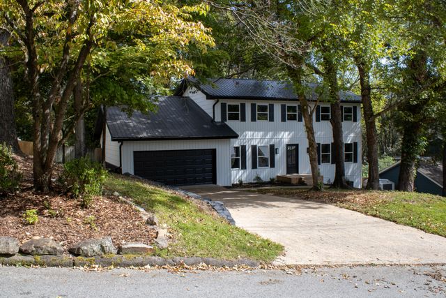 7217 Fairington Circle, Hixson, TN 37343