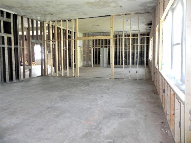 601 Neuman Street, Sturgis, MI 49091