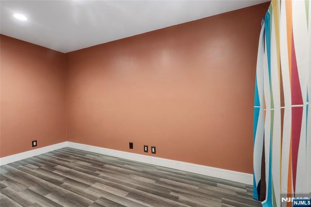300 Gorge Road 2, Cliffside Park, NJ 07010