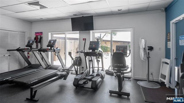 300 Gorge Road 2, Cliffside Park, NJ 07010