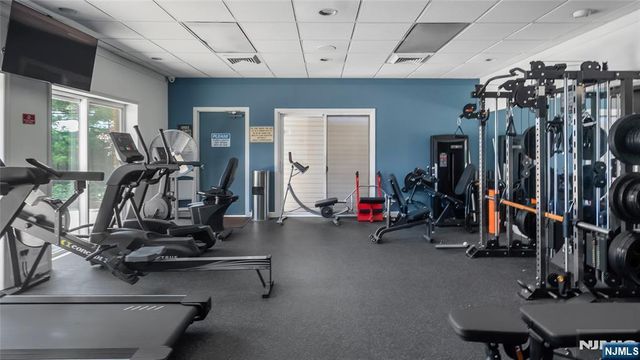 300 Gorge Road 2, Cliffside Park, NJ 07010