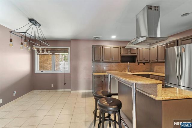 300 Gorge Road 2, Cliffside Park, NJ 07010