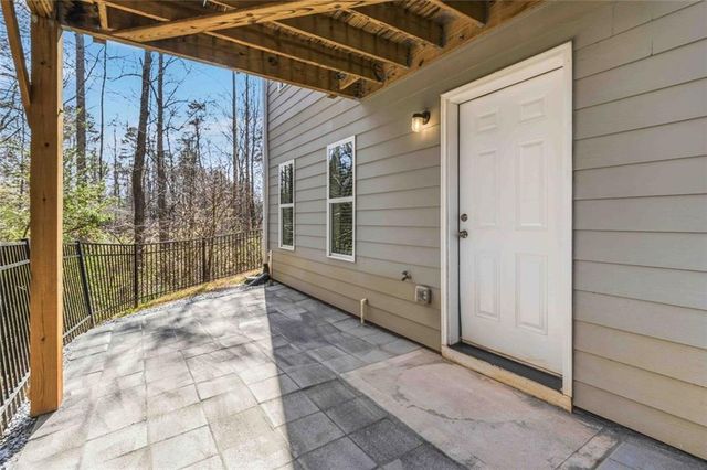 1520 Bluff Valley, Gainesville, GA 30504