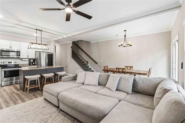 1520 Bluff Valley, Gainesville, GA 30504