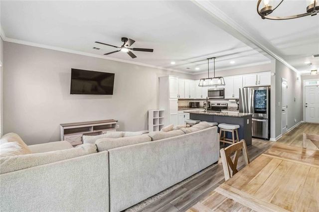 1520 Bluff Valley, Gainesville, GA 30504