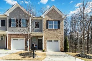 1520 Bluff Valley, Gainesville, GA 30504