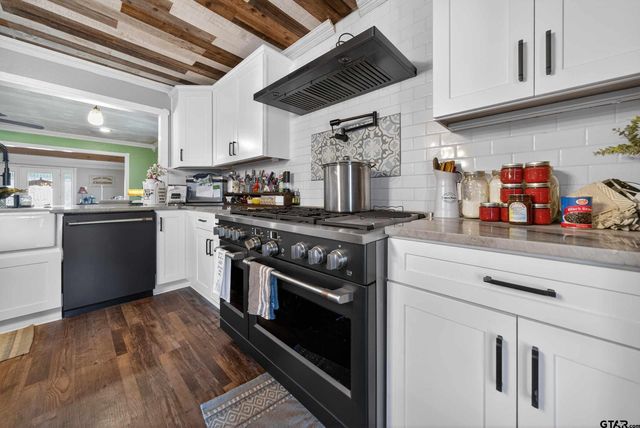 22384 CR 445, Lindale, TX 75771