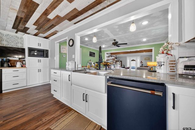 22384 CR 445, Lindale, TX 75771