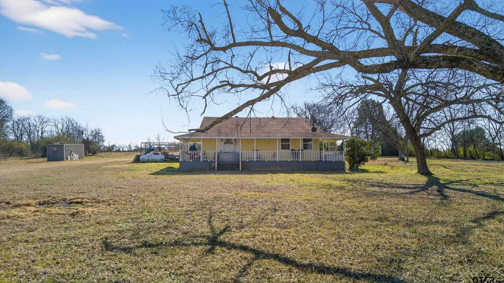 22384 CR 445, Lindale, TX 75771