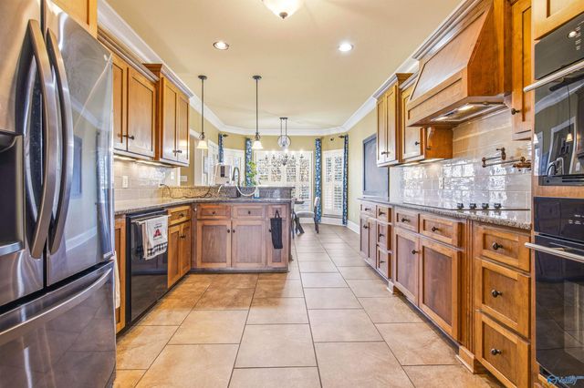 17536 Windermere Drive, Athens, AL 35611