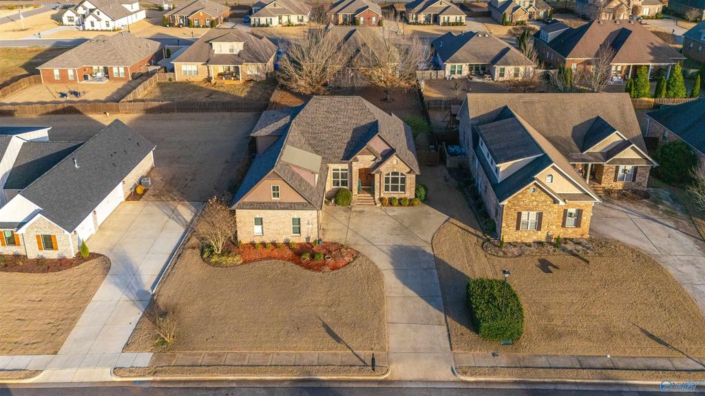 17536 Windermere Drive, Athens, AL 35611