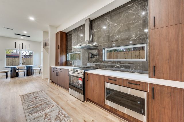 1836 Pueblo Street, Dallas, TX 75212